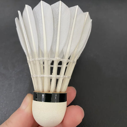 Lingmei Professional Tournament Grade Goose Feather Badminton Shuttlecock with A+ Flight Durability 74-79 Speed White Wholesale