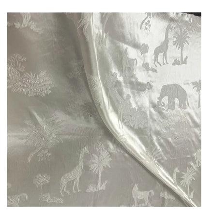 Silk Charmeuse Jacquard Fabric Breathable Eco-Friendly Organic Stretchable/Elastic for Girls' Dressing Wedding Sleepwear