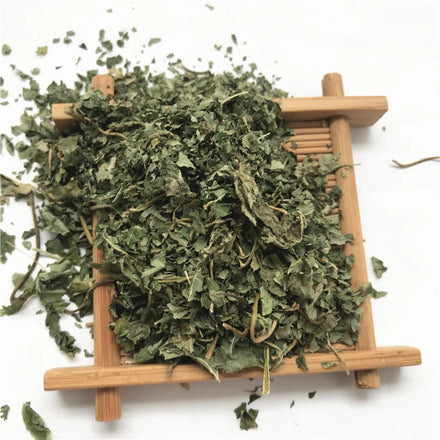Wholesale Natural Crushed Actinidia Polygama Leaf Dried Matatabi Silverine Leaves for Cats