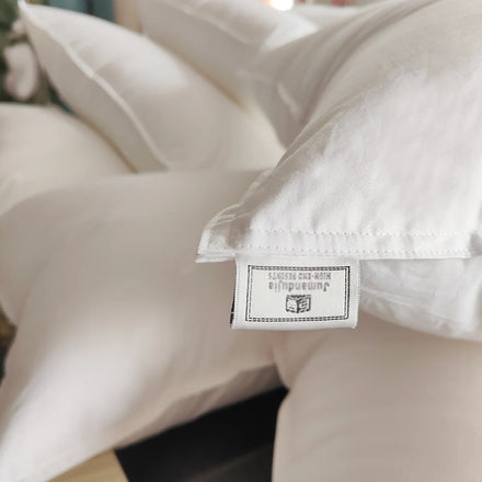 100%cotton Premium Comfortable Hotel Linen Customized logo Luxury Hotel Collection Goose Down Bed Pillow