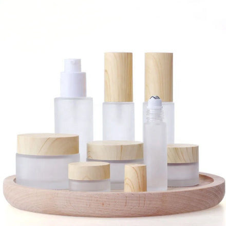 Round Frosted Glass Bottle 30 ml 50 ml 100 ml 120 ml Glass Bottle and Glass Jar with Wooden Lid Plastic Lid for Cosmetic