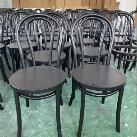 Wholesale Vintage Black Stackable Solid Wood Dining Restaurant Thonet Bentwood Chair Rental for Wedding Banquet Party
