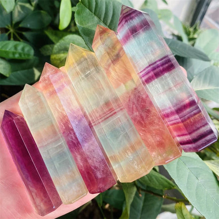 Wholesale Natural Healing Crystal Gemstone 510Cm Wand Tower Rainbow Fluorite Points Decoration