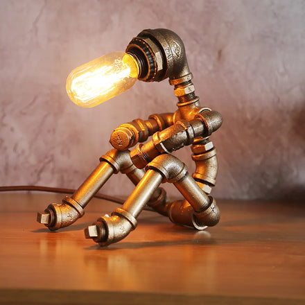 Iron Tube LED Steampunk Water Pipe Iron Light Vintage Industrial Robot Retro Water Pipe Table Lamp for Bar Restaurant