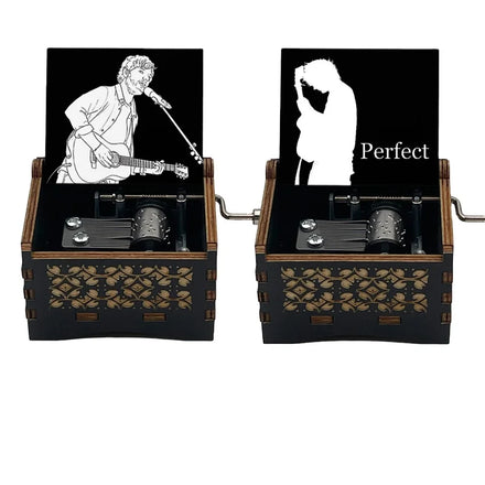 Wholesale Hand Crank Perfect Wooden Musical Box Gift for Friends Wedding Decoration Accept Custom Songs