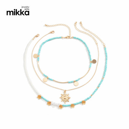 Simple Metal Necklace Set Portrait Embossed Pendant Multi-level Necklace Retro Ethnic Necklace Crystal Beaded Choker