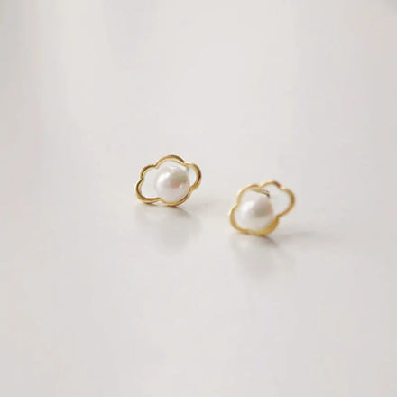 Korean Fashion Gold Plated Pure 925 Sterling Silver Cute Clouds Shaped Pearl Stud Earrings for Women Girls