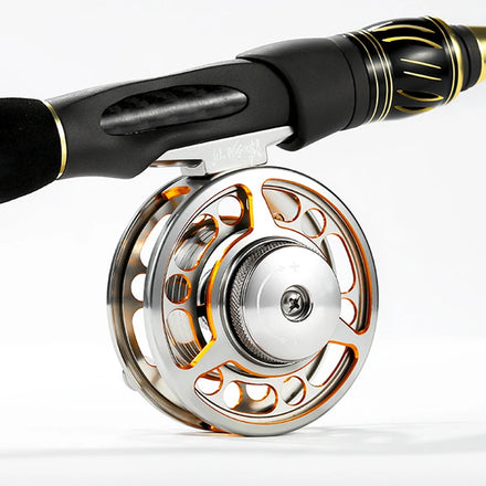 Baitcasting Reel Fishing Reel BS2000 8.1:1 High Speed Spare Metal Spool Saltwater Carp Pesca Fishing Reel