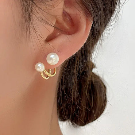 SC Hot Selling Korean Style Tiny Pearl Stud Earrings Creative Two Ways to Wear Gold Plated Twisted Line Pearl Earrings for Girl
