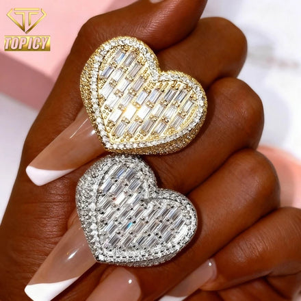 2025 Hot Sale Brass Baguette Zircon Heart Cluster Ring Iced Out Hip Hop Shiny Fashion Jewelry for Women Party Gift