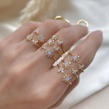 Wholesale Female Make Fashion Flexible Brass Alloy 18k Gold Zircon butterfly plum Blossom Charm Finger Ring Jewelry