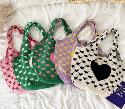 Women's Love Heart Woolen Yarn Crochet Knit Tote Bag Designer Shoulder Bags Wholesale Custom New Style for Ladies and Girls