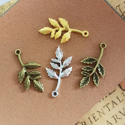 30MM*10MM Alloy Gold Plated Leaf Design Personalized Pendant DIY Vintage Classic Metal Jewelry Wholesale Accessories