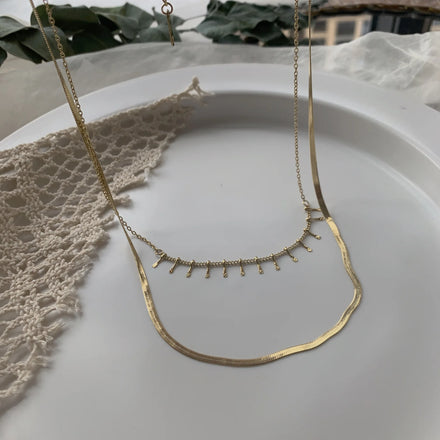 Bold Elegant 18K Gold Initial Snakechain Pendant Necklace Fashion Stainless Steel Layered Withtassel Flat Snake Chain Initial