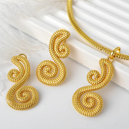 African Wholesale Girl Africa Necklace and Earrings Gold Plated Women Jewelry Set