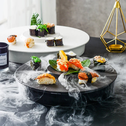 Japanese Style Frosted Ceramic Sushi Plate Black Round Dry Ice Salmon Fish Sashimi Serving Tray Restaurant Home Dinnerware Sets