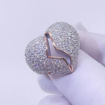 Hot Sell Drop Shipping White Gold Iced Out GRA Moissanite Diamond Heart Broken Iced Out Ring Hip Hop