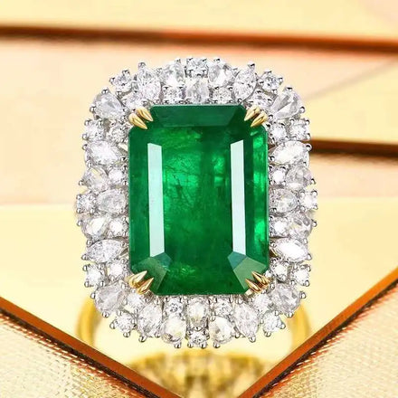 SGARIT Wholesale Jewelry Vintage Emerald Ring 18K White Gold 9.22CT Natural Vivid Green Emerald Ring Big Stone Gemstone Ring