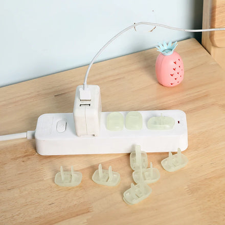 New Design Durable Luminous Baby Safety Plug Socket Cover Waterproof and Childproof Made of Plastic by Jike
