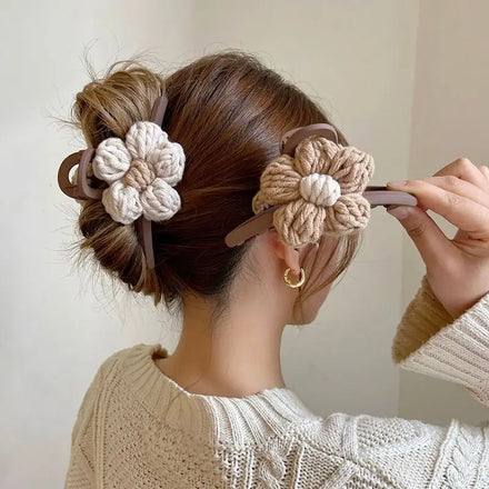 Garra De Pelo Braided Flower Wool Hair Claw Female Autumn and Winter Hair Clip Back Head Large Wool Flower Hair Claw