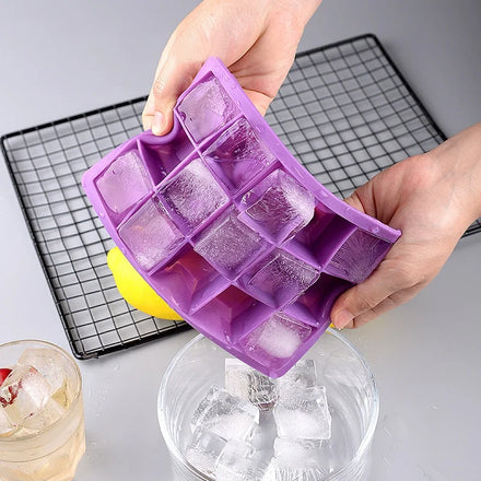 15 24 Holes Wholesale Food Grade Ice Block Molds Square Silicone Ice Cube Mold with Cover