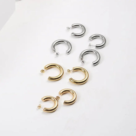 Fenny Non Tarnish&No Fade Smooth Solid Simple C Hoop Earrings Trendy for Women Wholesale Stainless Steel Ladies Jewelry