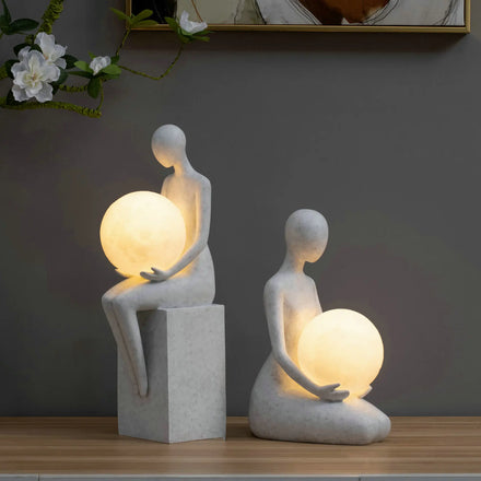 Character Woman Figurine Minimalist Bedroom Art Crafts Resin Abstract Lady Desk Statue Light Lamps Modern Table Lamp Home Decor