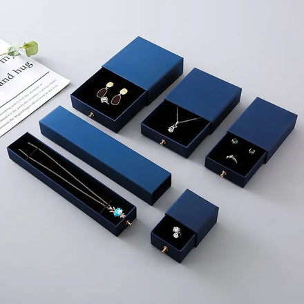 Custom Logo Drawing Kraft Paper Box Jewelry Packaging Necklace Jewellery Box Luxury Paper Ring Packaging Gift Jewelry Box