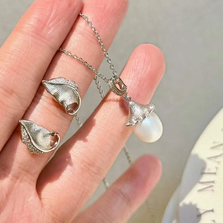 Wear Multiple Feather Sunflower Earrings Necklace 9-10mm Natural Freshwater Rice Shaped Pearls AAAA Grade Rhodium Plated Trendy