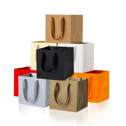 Square Flower Brown Kraft Paper Bags with Your Own logo Premium Paper Bags Wholesale Retail Shopping Cardboard Clothes