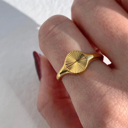 Hot Ins Style Chic 18k Gold Plated Textured Stainless Steel Sunshine Rings Wholesale