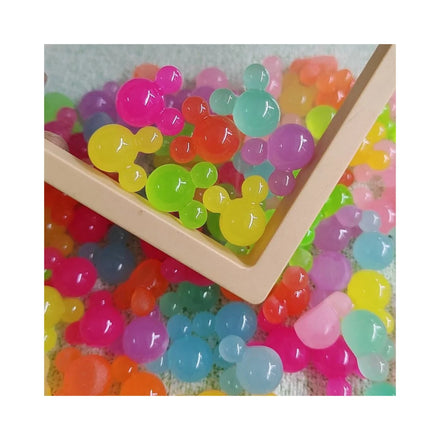 100Pcs/Lot Resin Mouse Head Flatback Resin Cabochons Christmas Theme Mouse Head Ornament Party Decoration Supplier