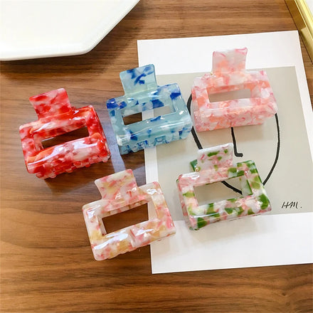 Wholesale Girl Headdress Small Hollow 5cm Hair Barrettes Acrylic Plate Acrylic Elegant Women Hair Clip