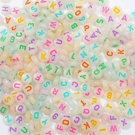 4*7mm 3600pcs/bag Acrylic Glowing the Dark Mixed English Word Alphabet Letter Heart Beads Bulk