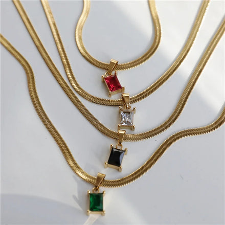 18K Gold Plated Simple Herringbone Clear Black Zirconia Pendant Snake Chain Necklace Stainless Steel Jewelry Wholesale