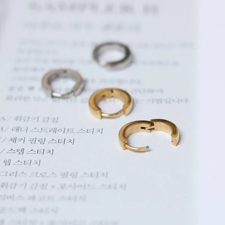Fenny Waterproof&Non Tarnish Simple Smooth Basic Hoop Earring Trend for Women Wholesale Stainless Steel Ladies Jewelry