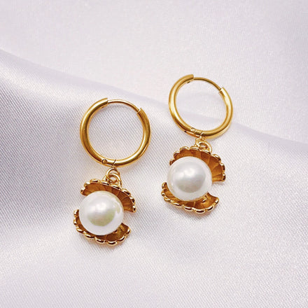 Luxury Vintage Women Chunky 18k Gold Plated Baroque Pearls Hoop Earrings Stainless Steel Pearl Drop Earrings Jewelry