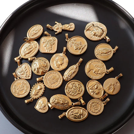 Wholesale Vintage Gold Elizabeth Charms for Necklace Stainless Steel Angles Pendant Classic Tarnish Free Rose Flower Charms