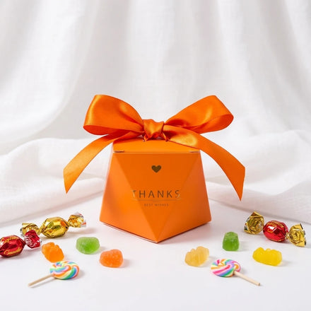 Yiwu Manufacturers Retail Folding Pack Cheap Empty Wedding Favors Packaging Wholesale Orange Sweets Paper Box for Wedding Party