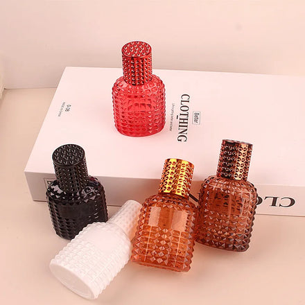 Wholesale Bulk Premium Empty Elegant Crimp Brand Name 30ml 50ml 100ml Glass Travel Spray Perfume Bottles