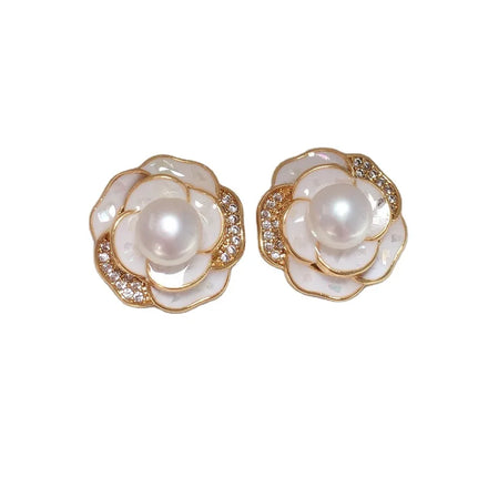 18K Gold Plated Jewelry Camellia Flower Dainty Minimalist Earring Real Fresh Water Pearl Stud Earring for Women
