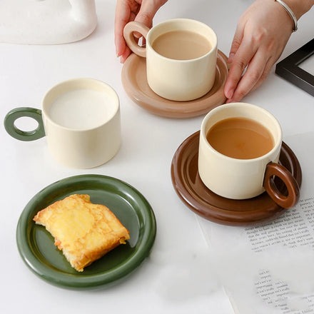 Custom Color Contrast Ceramic Coffee Cup and Saucer Set 180ml Party with Tray