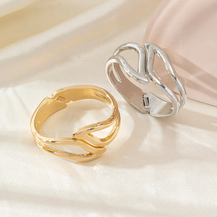 Glossy Dual Layer Wavy Metal Bangle Two Tone Abstract Curve Spring Hinged Cuff Bracelet Elegant Daily Fashion Accessories