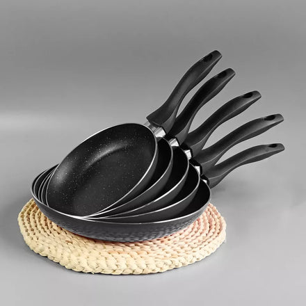 26cm Cast Iron Ceramic Frying Pan Set Food Grade Online Aluminum Non-stick Set of Pot with Kettle and Frying Pan