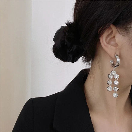 Icy Cool Aesthetic with Sparkling Diamond Ear Cuffs and Half-circle Waterdrop Pendant Personality and Individualistic Design