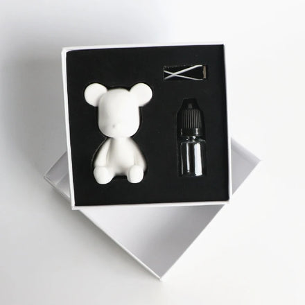 Handmade Porcelain Fragrance Essential Oil Diffuser Cute Bear Shaped Scented Ceramic Aroma Plaster Car Vent Clip Air Freshener