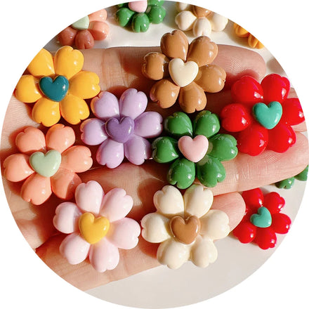 Cute Artificial Daisy Flower Resin Beads Flatback Kawaii Decor Accessory for Jewelry Making Sticker Hairpin
