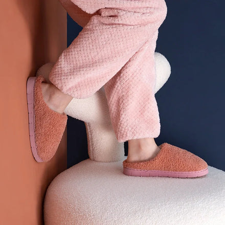 $0.99 Women's Wholesale Ladies Fluffy Indoor Home Plush for Slippers for Spring Closed-Toe Design Anti-Slip Fashionable Cheap