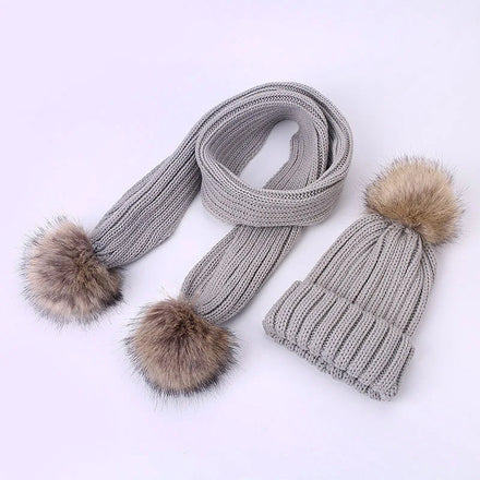 2pcs Knitted Hat Long Scarf Set With Raccoon Ball Acrylic Knit Bobble Hat Beanie Scarf Set With POM POM for Kids