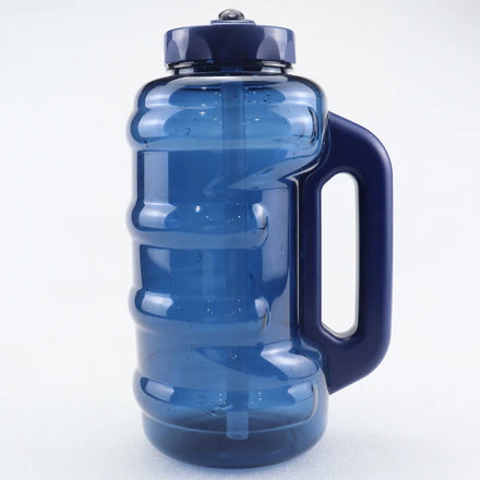 2000ml PET Material Customizable Colors Big Capacity Bpa Free Water Bottle Hiking Drink Bottle with Straw